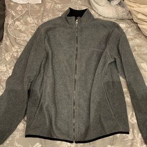 🚚MOVING SALE MUST GO IZOD Men’s fleece jacket